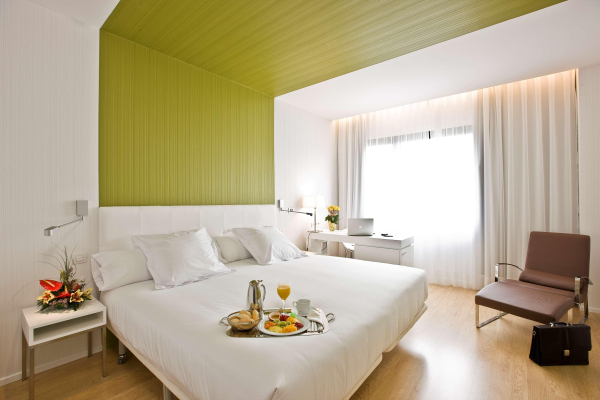 Best offers for Zentral Castellana Norte Madrid