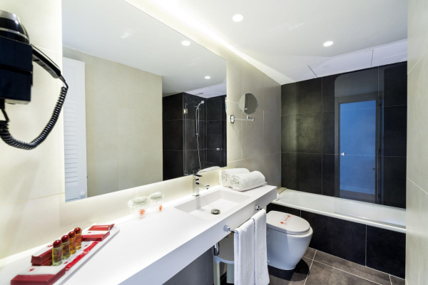 Best offers for Guitart Grand Passage Barcelona