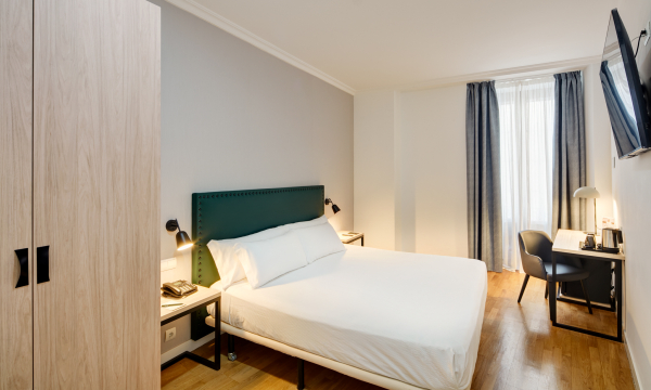 Best offers for Las Casas de los Mercaderes Seville
