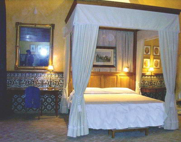 Best offers for Hospederia Castillo Papa Luna Illueca