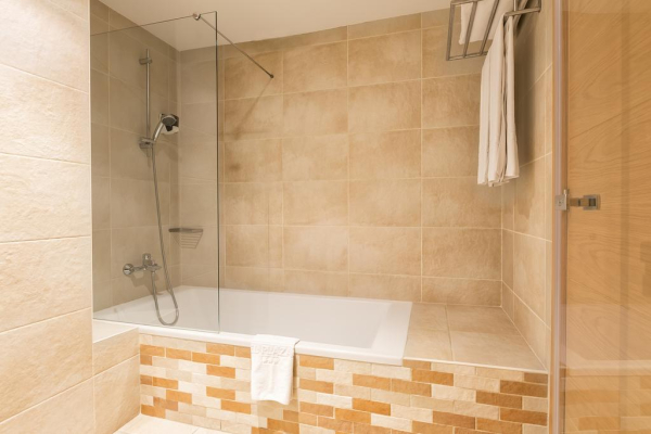 أفضل العروض ل بلاثاولا ارورتزون