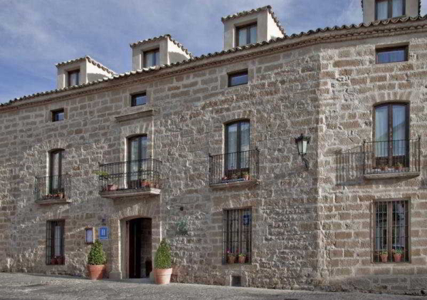Best offers for La Casona del Arco Baeza