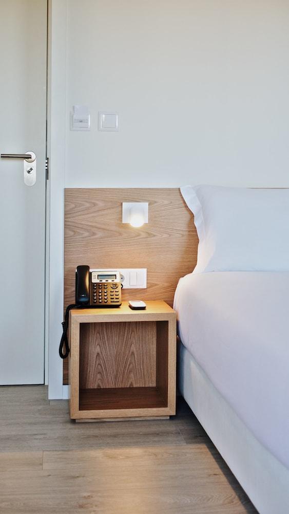 Best offers for Hotel Spot Family Suites Porto