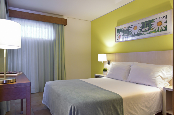 Best offers for Aqualuz Lagos by The Editory Lagos