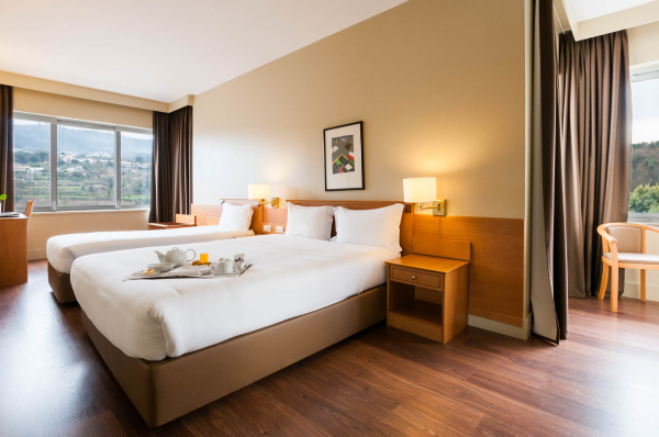 Best offers for Fundador Guimaraes