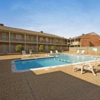 Americas Best Value Inn & Suites North