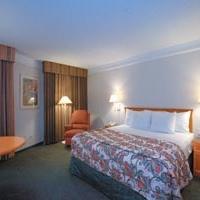La Quinta Inn & Suites Addison - Galleria Area