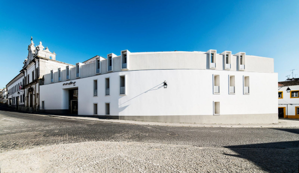 أفضل العروض ل فندق مووف Éفورا إفورا