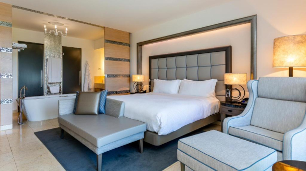 أفضل العروض ل كونراد الجارفي المانسيل