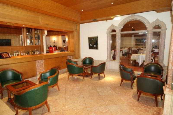 Best offers for Turim Club D´Azeitão Hotel Vila Frescainha (sao Martinho)