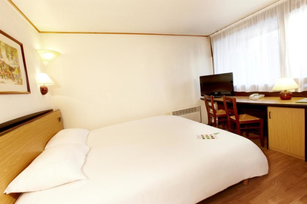 Best offers for CAMPANILE - MACON NORD SENNEC Macon