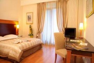 Best offers for SPLENDID HOTEL Annecy