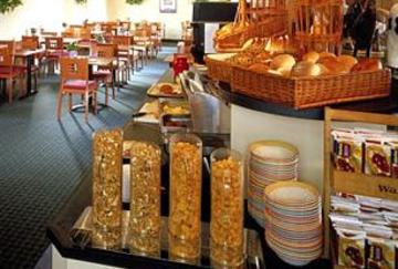 Best offers for IBIS LE HAVRE CENTRE Perret