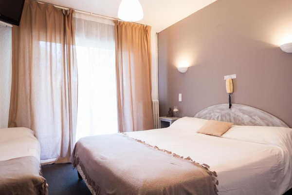 Best offers for Logis Hôtel le Petit Manoir Les Angles