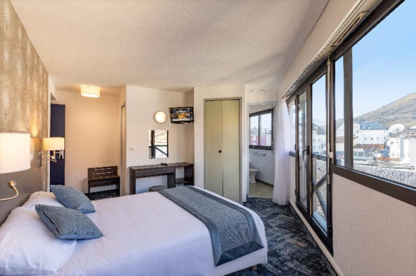 Best offers for National Lourdes