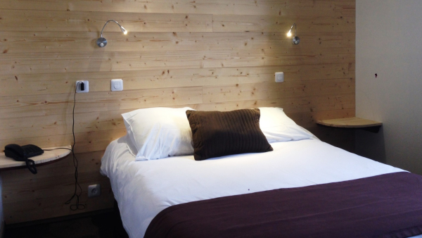 Best offers for Logis Hotel les Charmilles Beaune