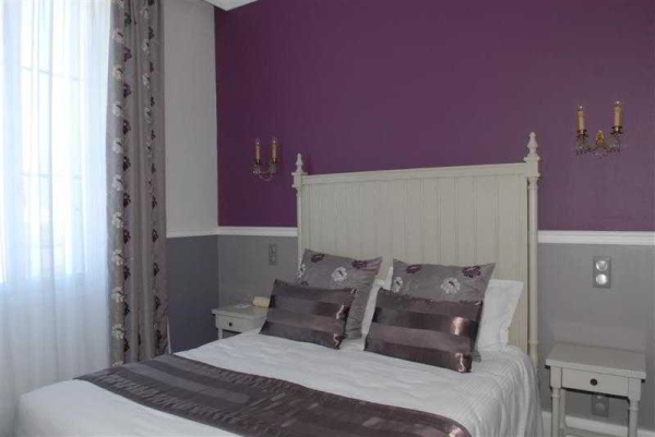 Best offers for LE CHAMPLAIN Les Collectionneurs Ile de Re