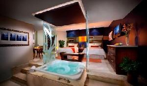 Hard Rock -Islander Junior Suite- Only Adults +18