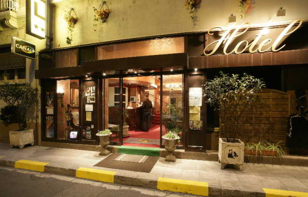 أفضل العروض ل فندق تريانون جرنوبل