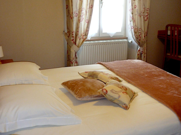 Best offers for Logis Hotel la Renaissance Le Mans
