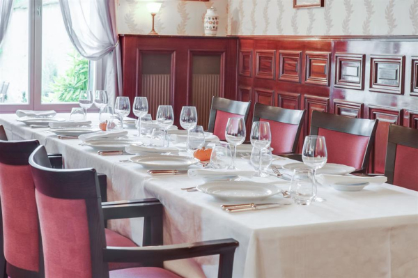 Best offers for Hotel Relais d'Aumale Chantilly