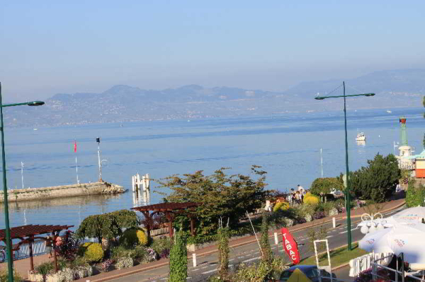 أفضل العروض ل ت وريجينالس بوتيك وتل اليزا يفيان-لس-بينس إفيان-لس-بينس