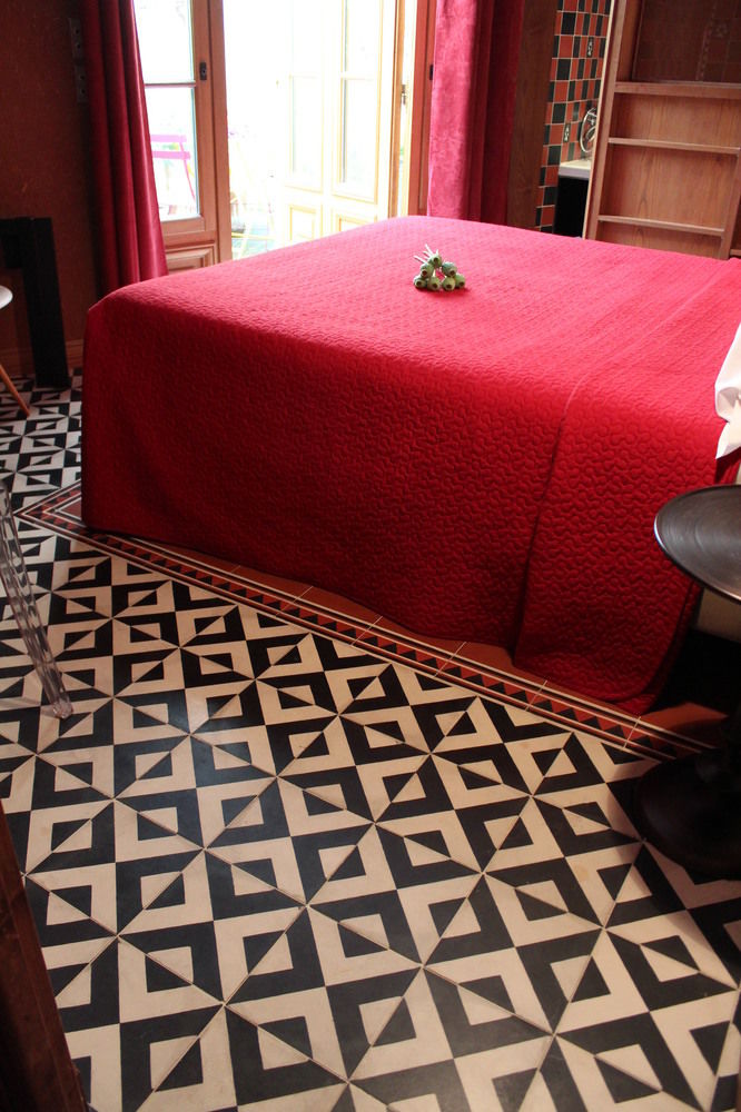 Best offers for PRINCE DE CONTI Paris