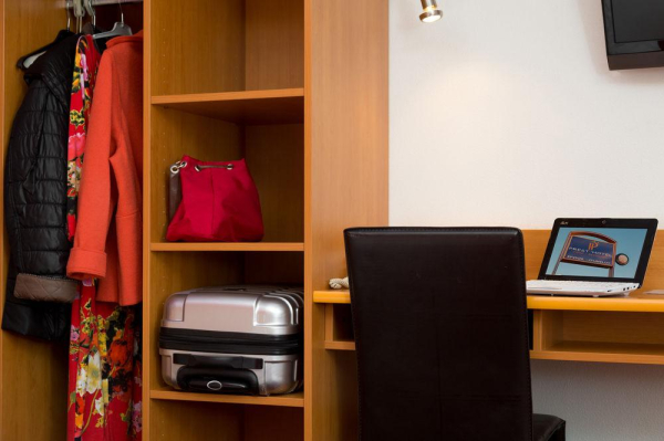 Best offers for Inter-Hotel Prest'Hotel Epinal