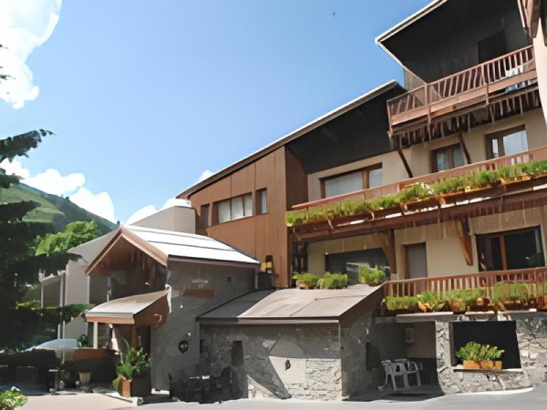 Best offers for Alpage & Spa Chalet-Hôtel Risoul