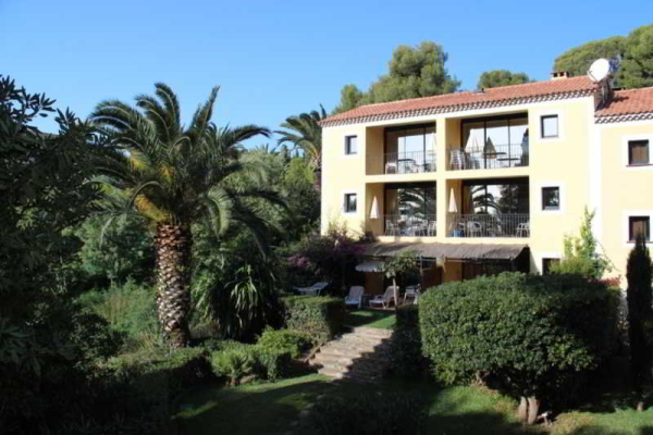 أفضل العروض ل لا رسيدنسي دو بيللي رايول كانادلسور مر