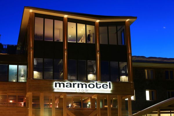 Best offers for SOWELL COLLECTION Marmotel Uvernet-fours