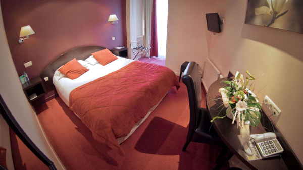 Best offers for Brit Hotel Les Voyageurs Pontivy