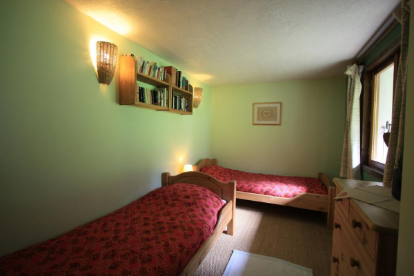 أفضل العروض ل شالت لس فرنس فاللورسين