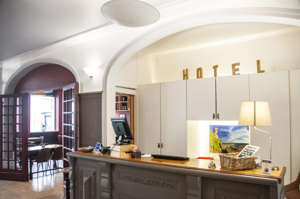 Best offers for Hotel The Originals Le Puy-en-Velay Bristol Le Puy-En-Velay