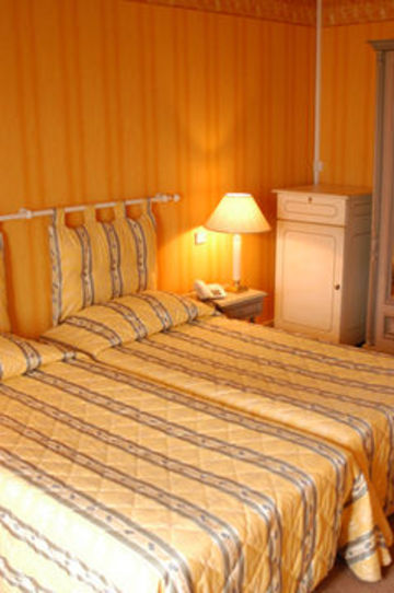 Best offers for GRAND DE PONTAILLAC Royan
