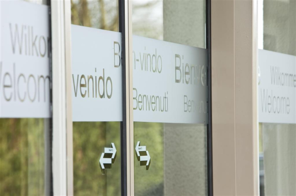 أفضل العروض ل كيرياد بري كومت روبرت بري-كومت-روبرت