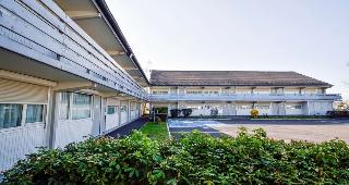 Best offers for CAMPANILE CLERMONT FERRAND NORD - RIOM Clermont-ferrand