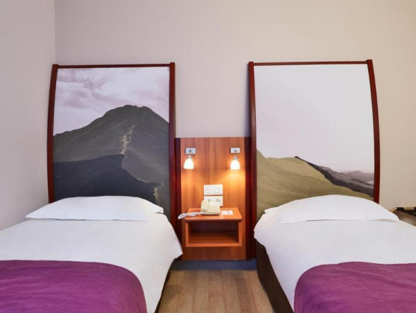 Best offers for Kyriad CLERMONT FERRAND SUD La Pardieu Clermont-ferrand
