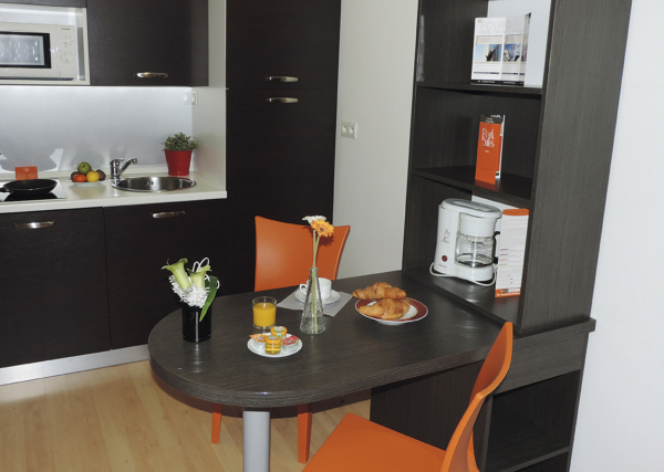 أفضل العروض ل اببارتسيتي كلاسسيك نانتس كاركيفو نانتس