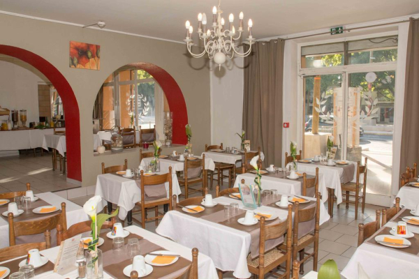 Best offers for Empire Hotel Nimes