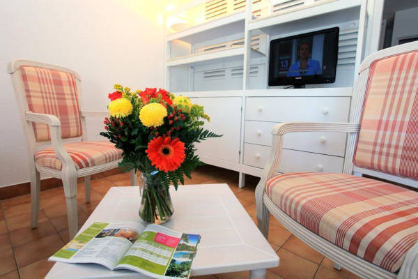 Best offers for Hotel Cannes-La Bocca Les Agapanthes Cannes