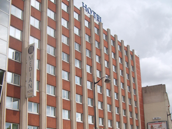 Best offers for Median Paris Congrès Paris