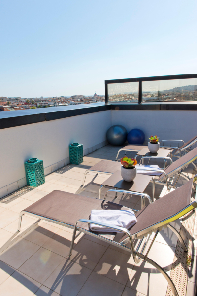 Best offers for Holiday Inn Nice Nizas