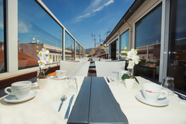 Best offers for De Suede Nizas