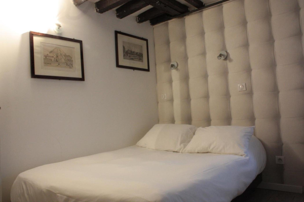 Best offers for Hauteville Opera Paris