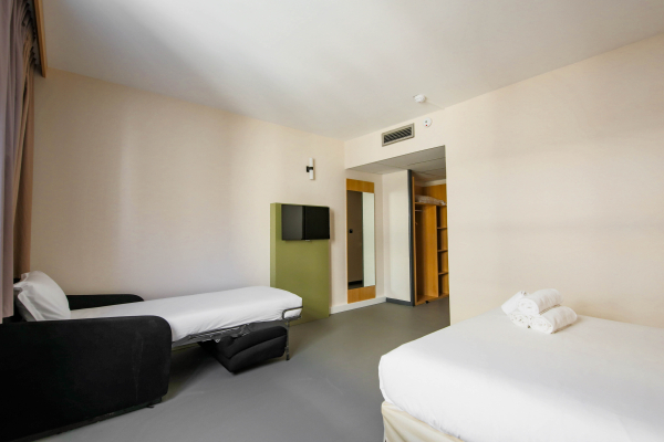 Best offers for easyHotel Nice Nizas