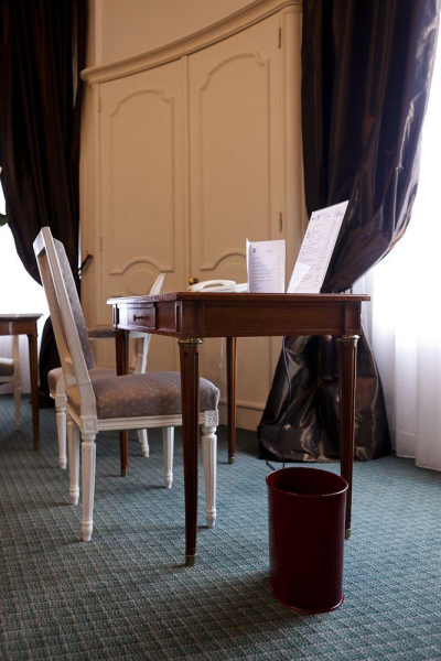 Best offers for B4 Lyon - Grand Hotel Lyon