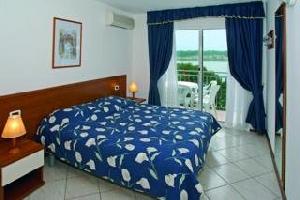 Verudela Beach-Villa Resort