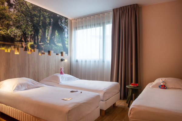 أفضل العروض ل ت وريجينالس سيتى, التورا, بواتيير فوتوروسكوب شاسسنويل