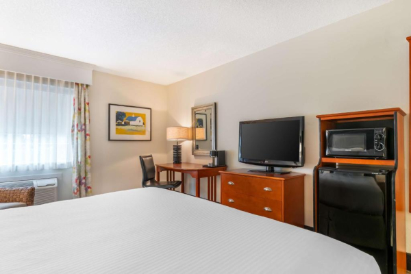 Best offers for Best Western Plus University Park Inn & Suites Huez